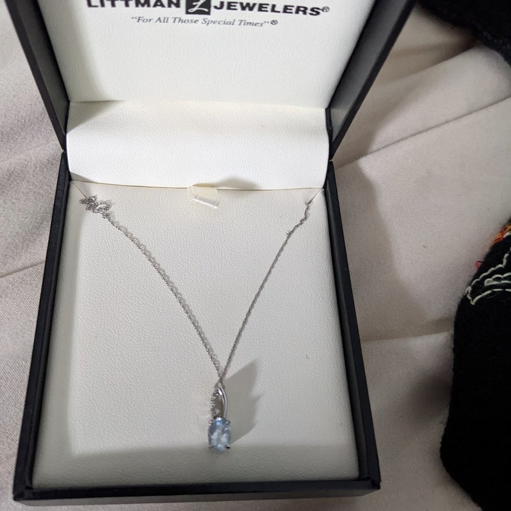 Littman jewelers aquamarine and diamond necklace